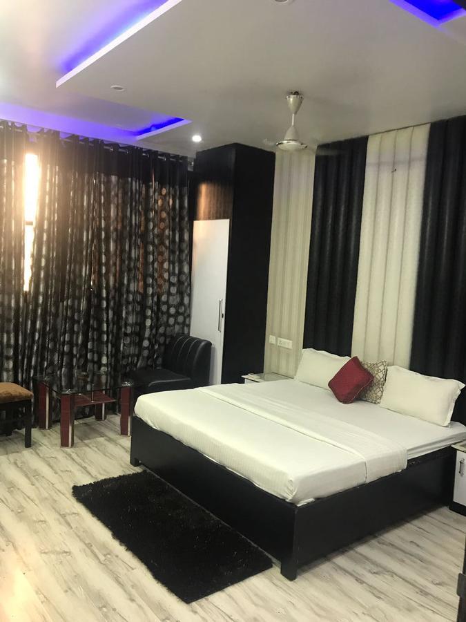 Hotel Sai Orchid โมราดาบัด ภายนอก รูปภาพ
