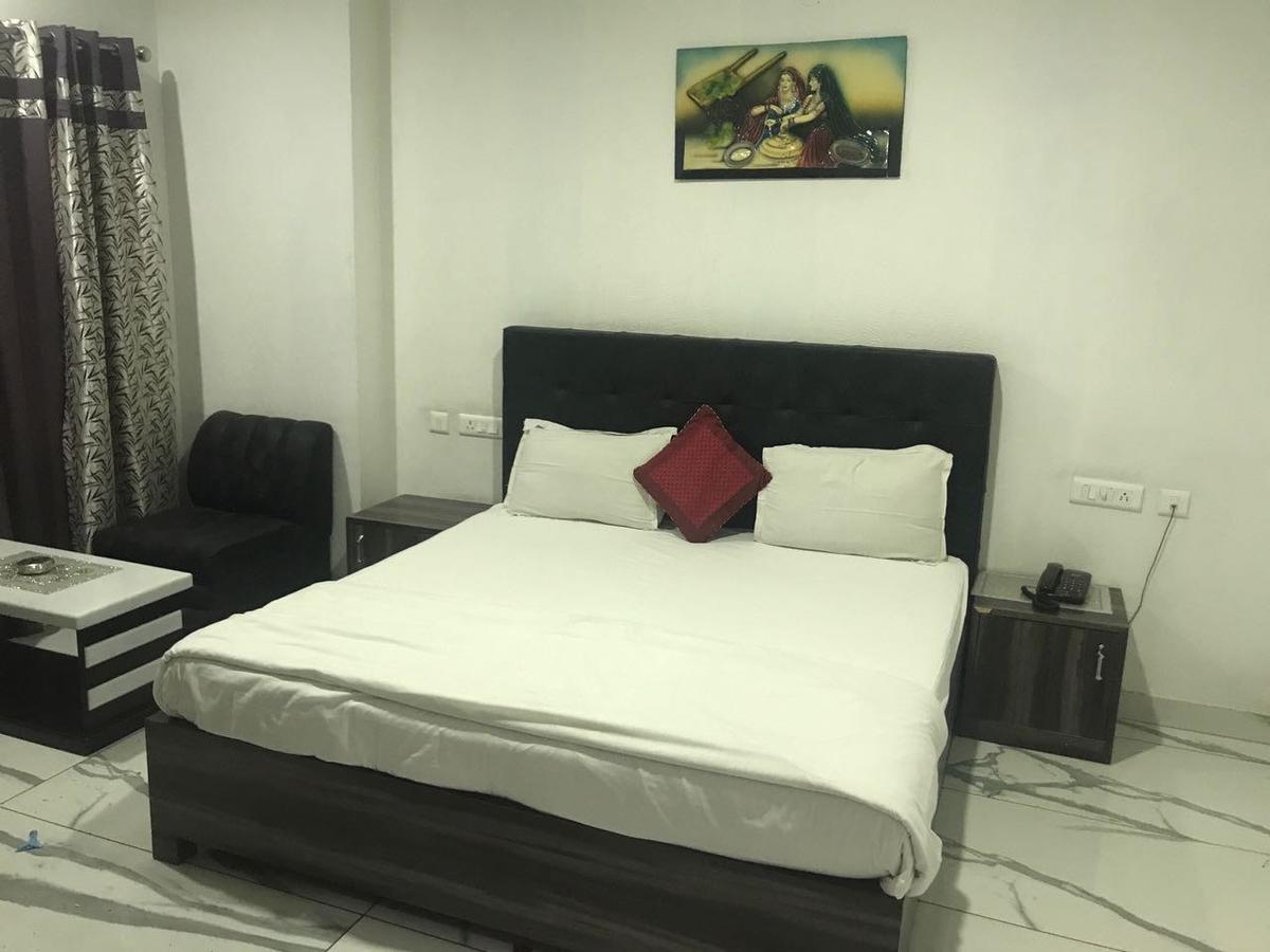 Hotel Sai Orchid โมราดาบัด ภายนอก รูปภาพ